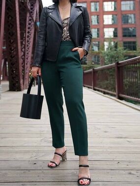 Aritzia BABATON Forest Green Pants Jogger Trousers Size 6